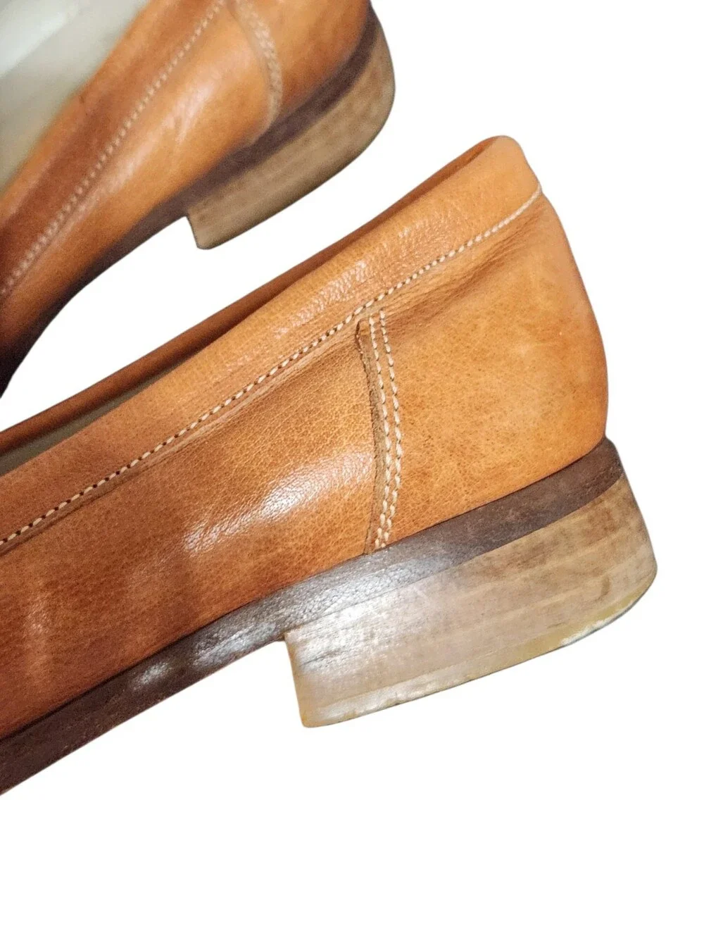 Joan and David Leather Loafers Size 7 M Brown Tan Slip On Shoes Italy